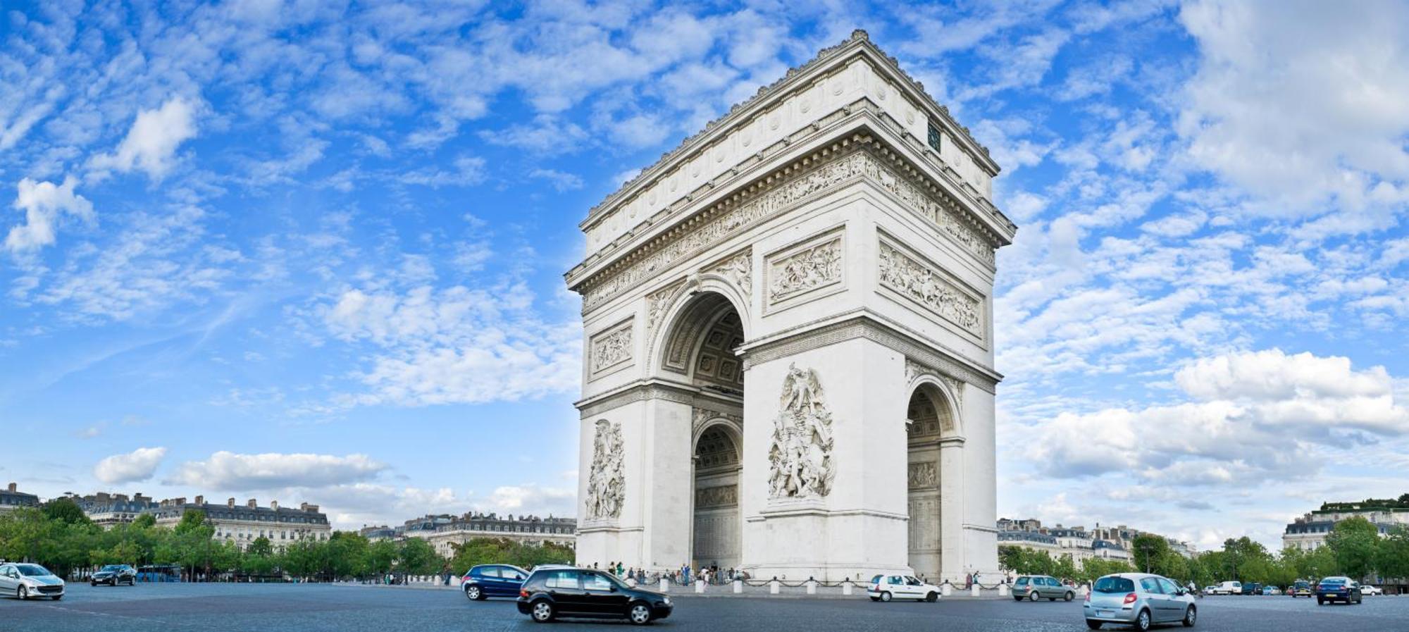 Apartamento Tour Eiffel & Champs Elysees - 2 Bedroom Gorgeous & Bright 75m2 - Free Weekly Housekeeping - For Business And Working Purposes Only *